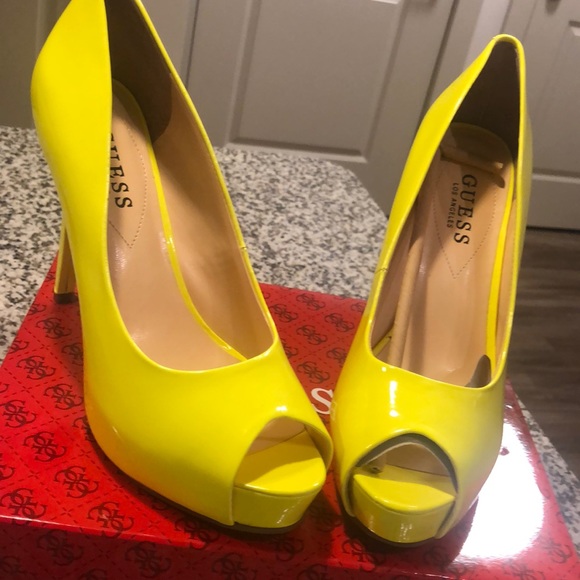 closed toe yellow heels